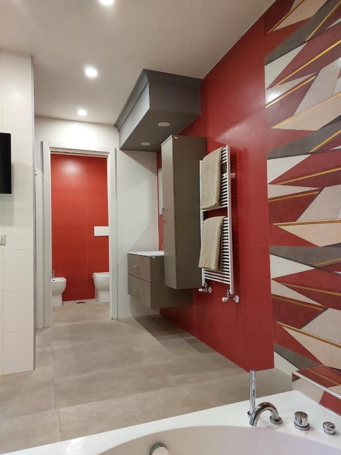 נטונו Sweet Home & Wellness Luxury Apartment מראה חיצוני תמונה